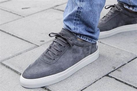 dark gray men's shoes.